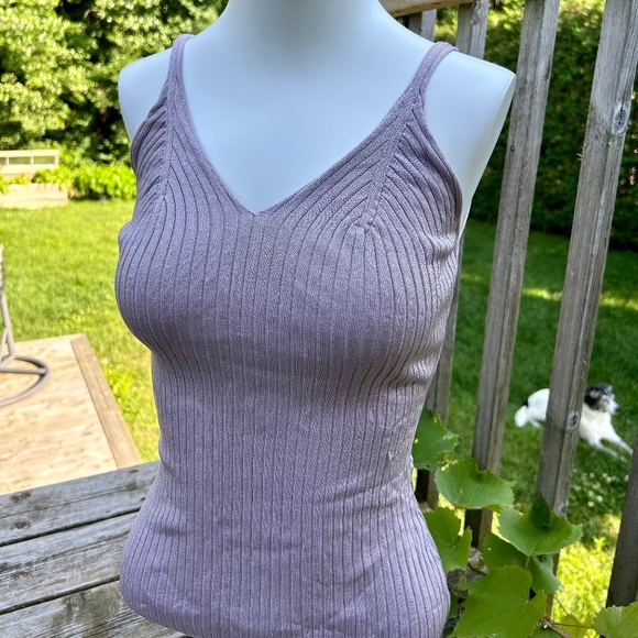 H&M ⎮ Lilac ribbed camisole - Picture 4 of 5